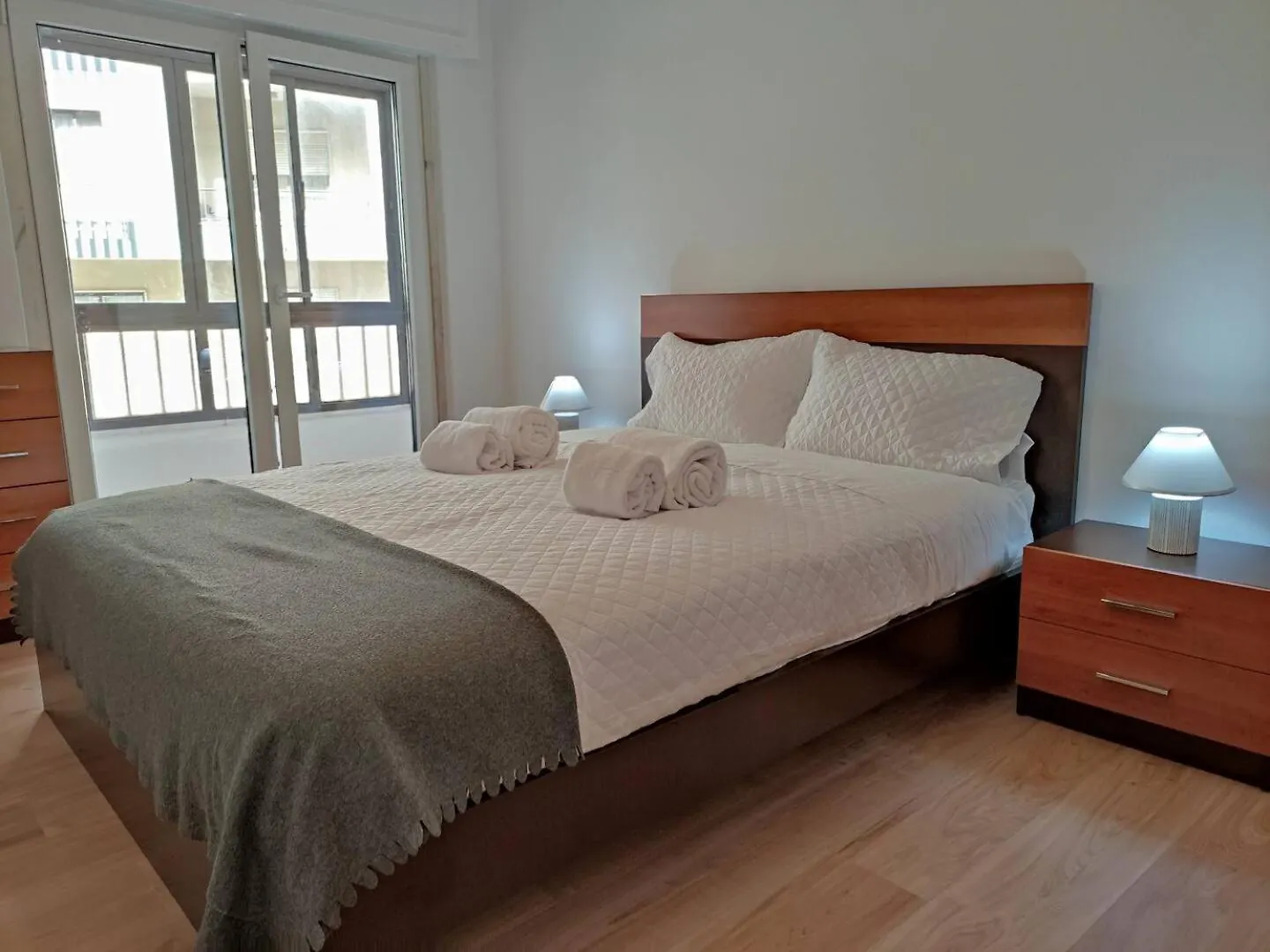 Spacious 26 Agualva-Cacem
